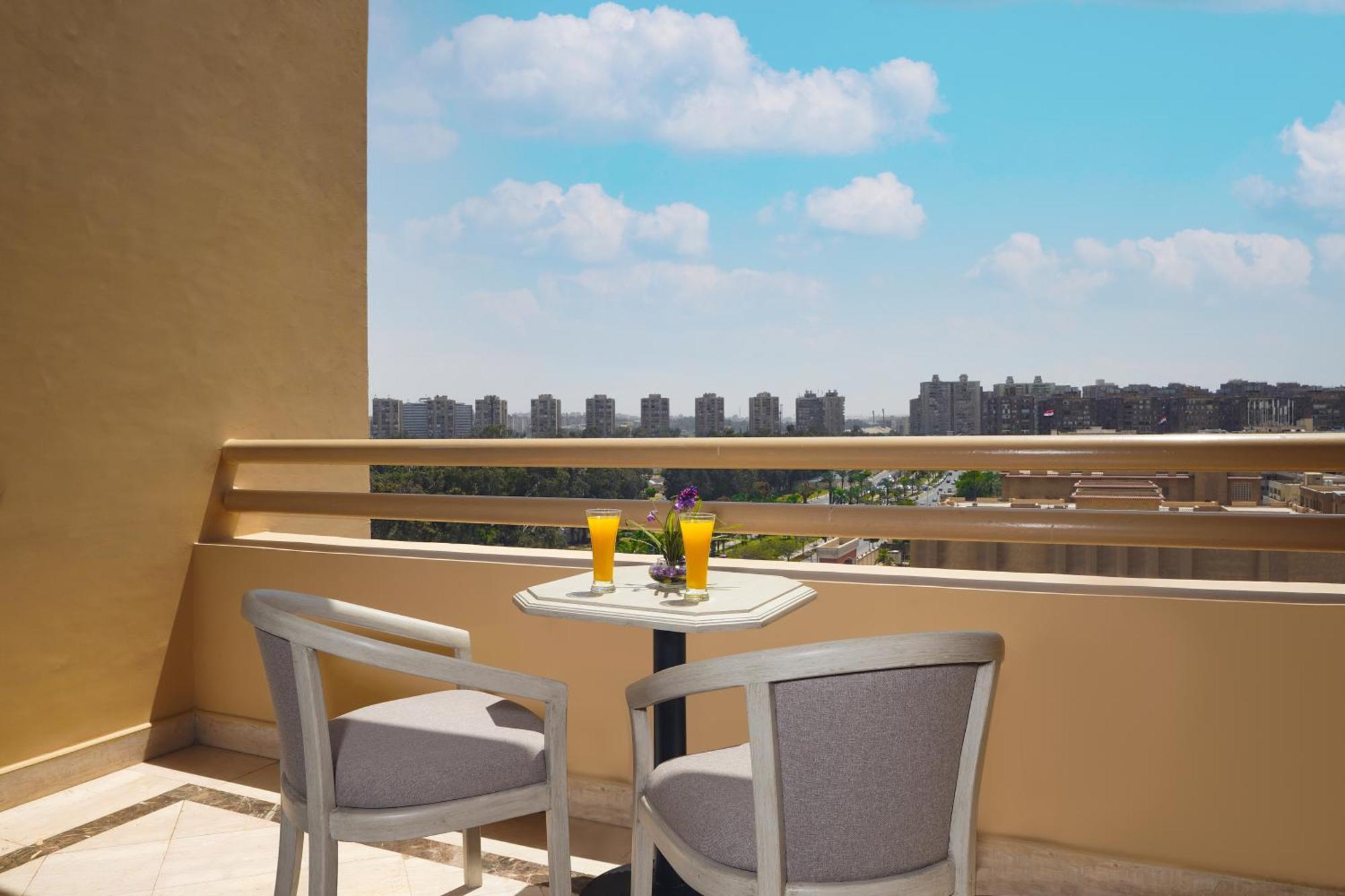 Triumph Plaza Hotel Kahire Dış mekan fotoğraf